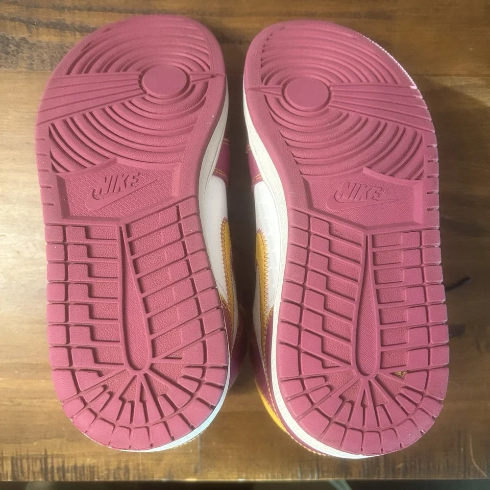 Air Jordan 1 Mid Día de Muertos Women's‎ 8 Fuchsia White Orange 2020 DC0350-100